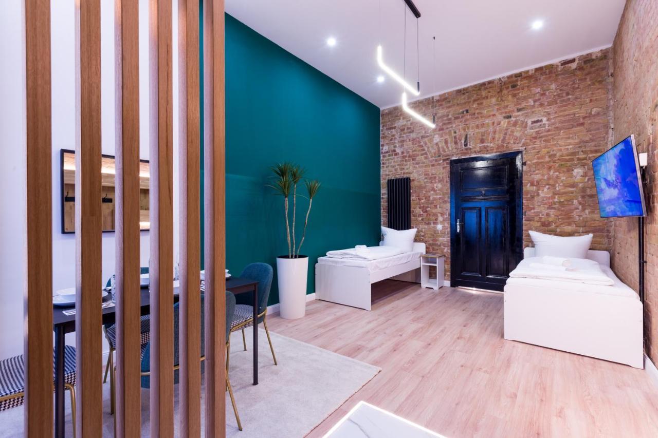 Hevals Spa & Design Apartment Berlin Exterior photo